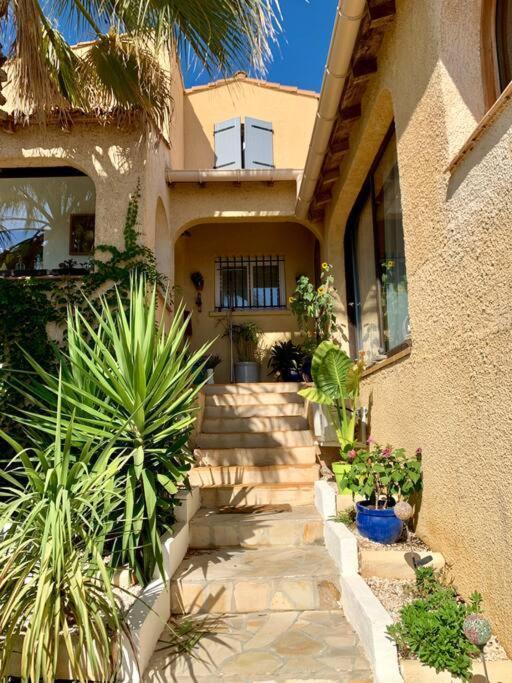 Charmante Villa Avec Une Ame. Pignan Exterior foto